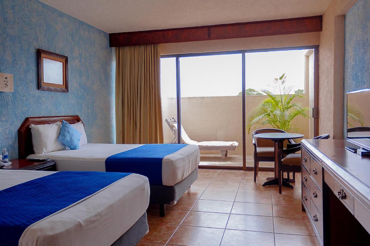 Hotel Los Aluxes Mérida Eksteriør bilde