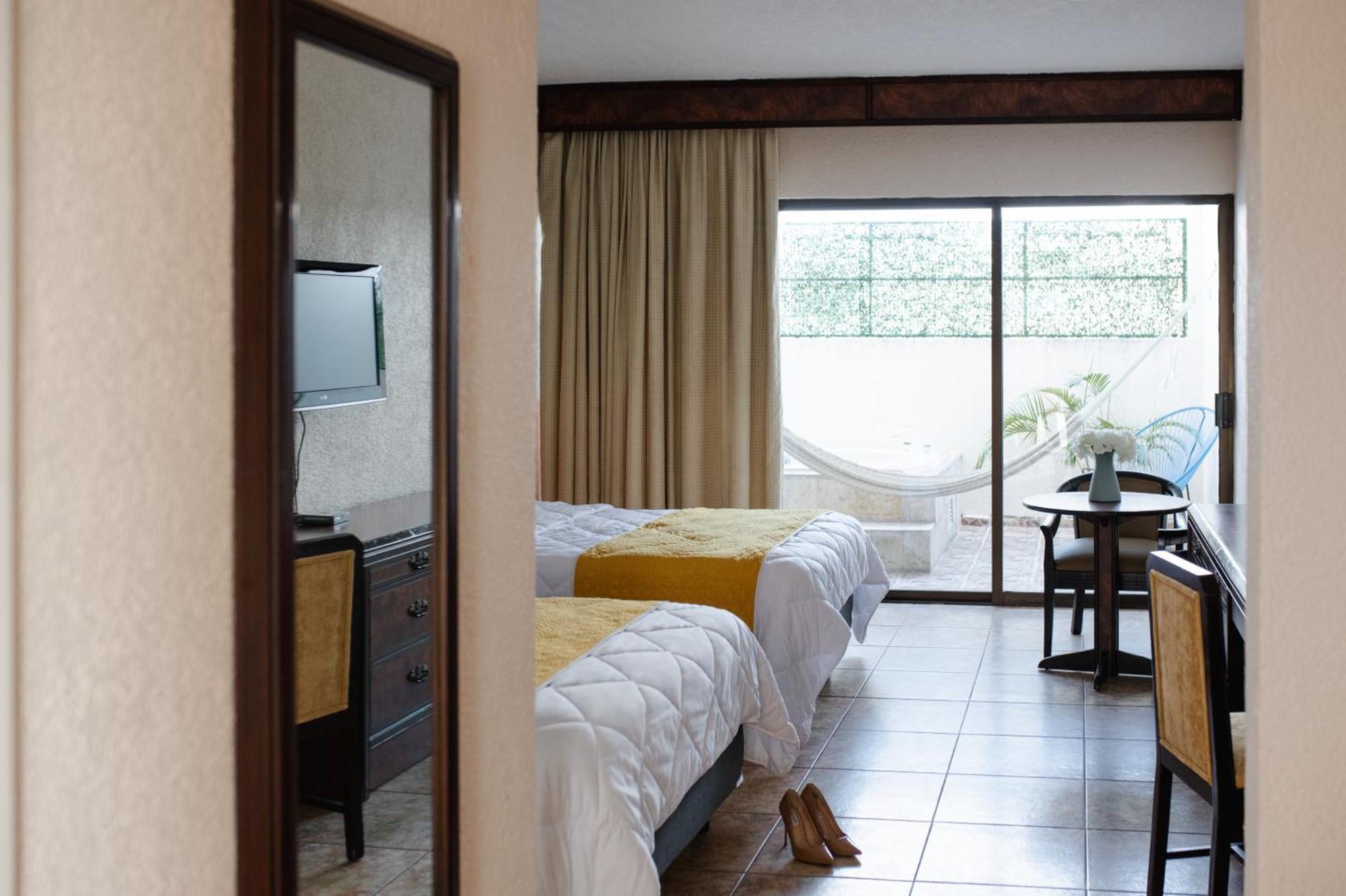 Hotel Los Aluxes Mérida Eksteriør bilde